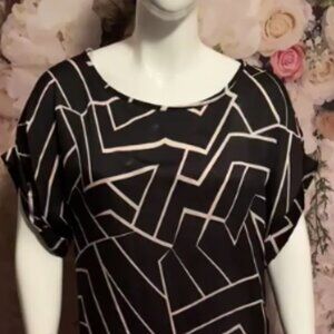 2Xl Fashion to Figure - Geometric Print Shirt